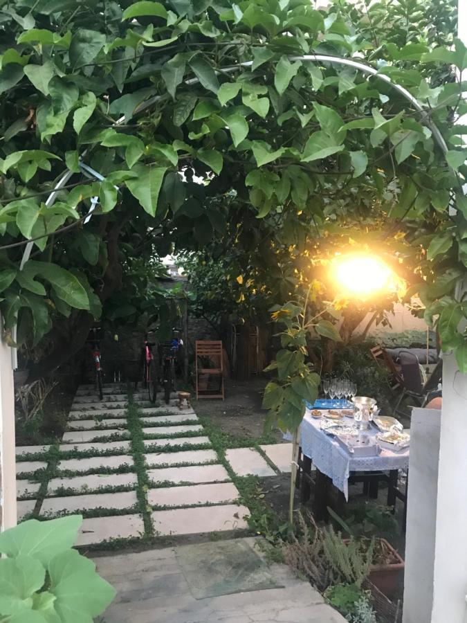 Bed and Breakfast La Zagara Furci Siculo Exterior foto